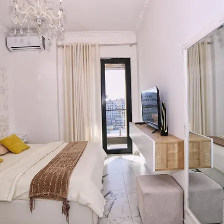 Apartment Luxury Square 21, *
