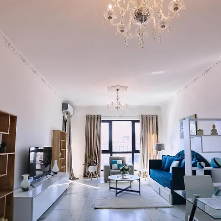Luxury Square 21, Apartment