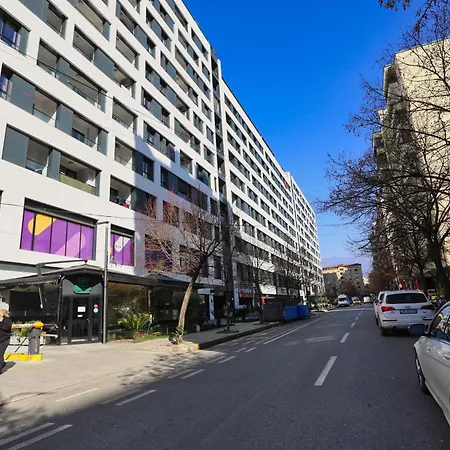 Luxury Square 21, * Tirana