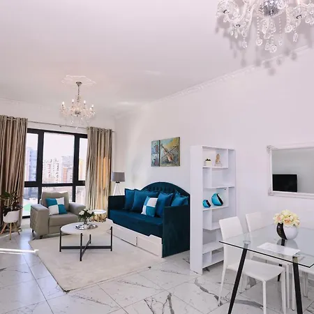 Luxury Square 21, * Tirana